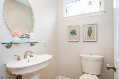 493 Richmond Avenue Maplewood NJ 07040