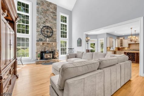 49 Parker Road Chester NJ 07930