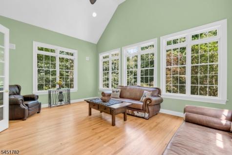 49 Parker Road Chester NJ 07930