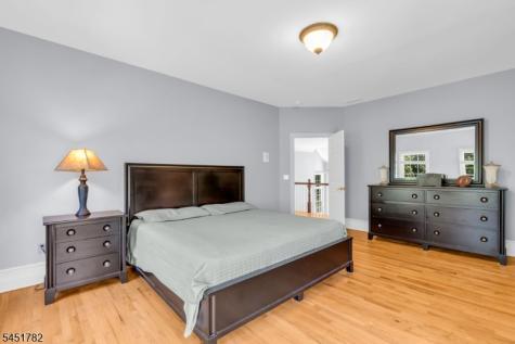49 Parker Road Chester NJ 07930