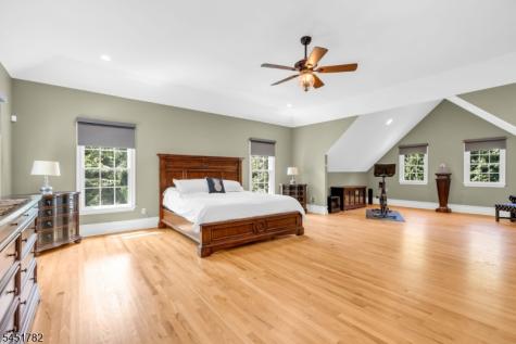 49 Parker Road Chester NJ 07930