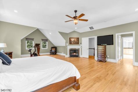 49 Parker Road Chester NJ 07930