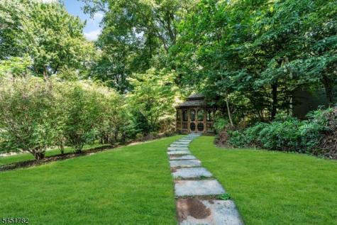 49 Parker Road Chester NJ 07930