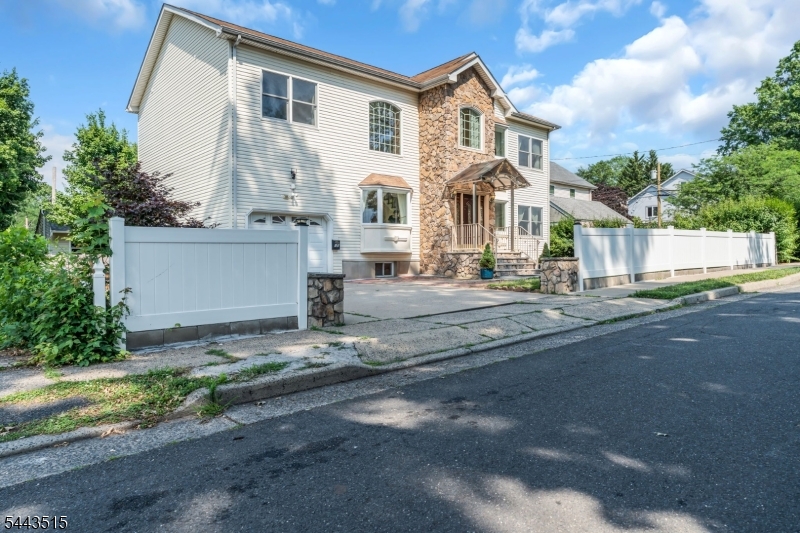 15 Rolfe Avenue Highland Park NJ 08904