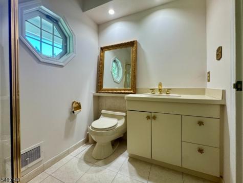 463 Laurel Lane Kinnelon NJ 07405