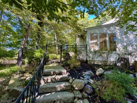 463 Laurel Lane Kinnelon NJ 07405