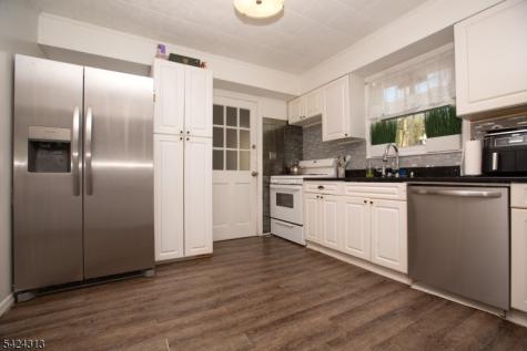 12 Central Avenue Pompton Lakes NJ 07442
