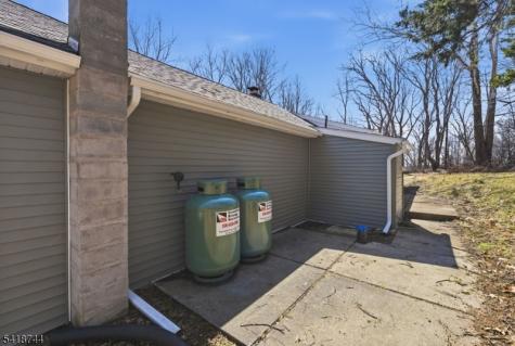 25 County Road 521 Hampton NJ 07860
