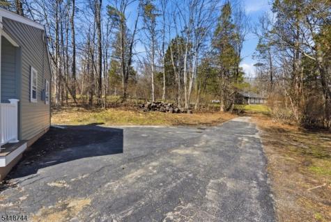 25 County Road 521 Hampton NJ 07860