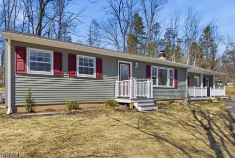 25 County Road 521 Hampton NJ 07860