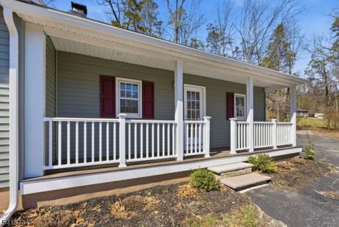 25 County Road 521 Hampton NJ 07860