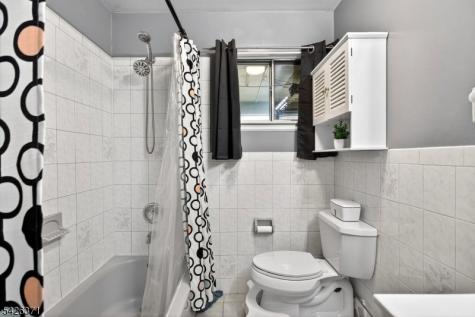 43 Buttonwood Drive Sayreville NJ 08859