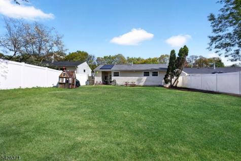 43 Buttonwood Drive Sayreville NJ 08859