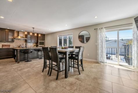 530 5TH Avenue Lyndhurst NJ 07071