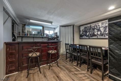530 5TH Avenue Lyndhurst NJ 07071