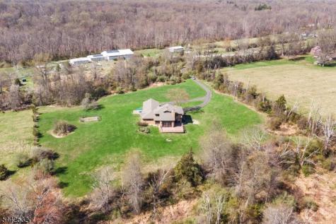 84 Stony Brook Road East Amwell NJ 08525
