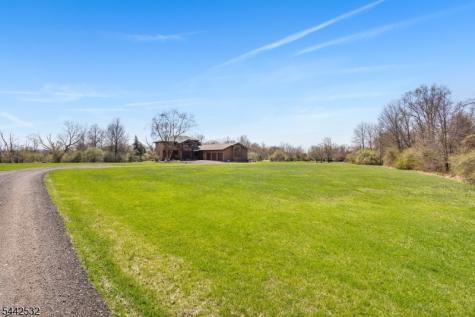 84 Stony Brook Road East Amwell NJ 08525