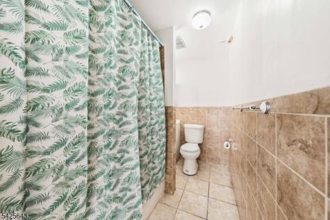 528 Spring Street Elizabeth NJ 07201