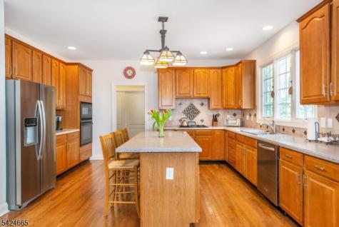 32 Independence Drive Bernards NJ 07920