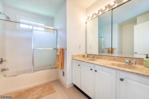 32 Independence Drive Bernards NJ 07920