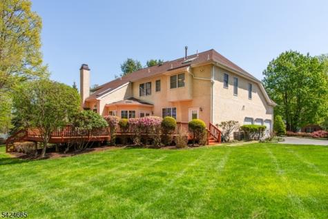 32 Independence Drive Bernards NJ 07920