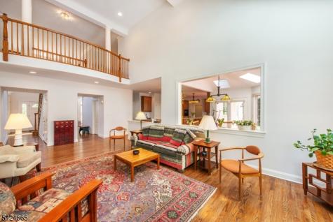 32 Independence Drive Bernards NJ 07920