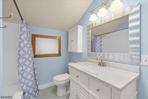 307 County Road 579 Bethlehem NJ 08802