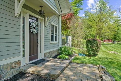 307 County Road 579 Bethlehem NJ 08802