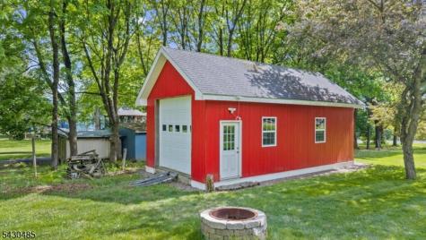 307 County Road 579 Bethlehem NJ 08802