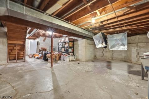4 Meadow Oak Drive Frelinghuysen NJ 07825
