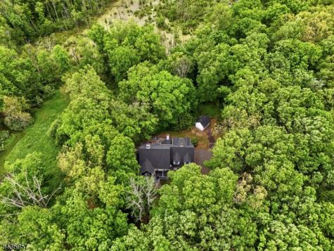 4 Meadow Oak Drive Frelinghuysen NJ 07825