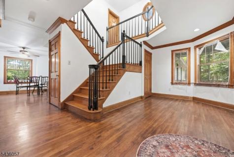 4 Meadow Oak Drive Frelinghuysen NJ 07825