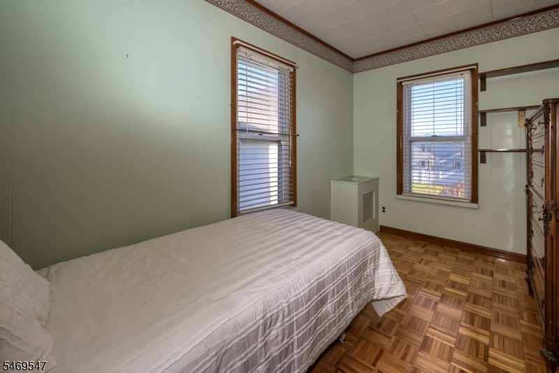 641 New Jersey Avenue Lyndhurst NJ 07071