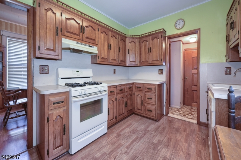 641 New Jersey Avenue Lyndhurst NJ 07071