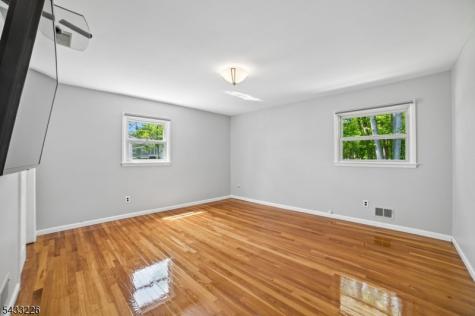 743 Wood Avenue Edison NJ 08820