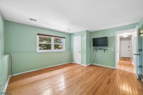 743 Wood Avenue Edison NJ 08820