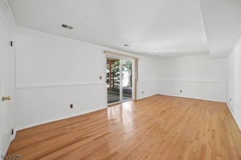 743 Wood Avenue Edison NJ 08820