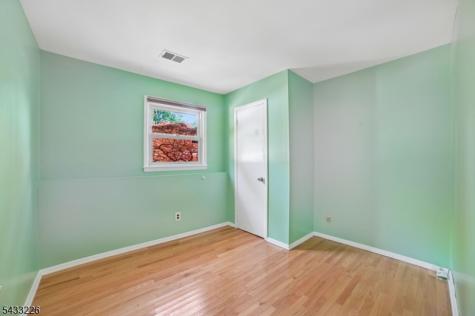 743 Wood Avenue Edison NJ 08820