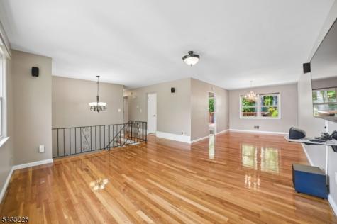 743 Wood Avenue Edison NJ 08820