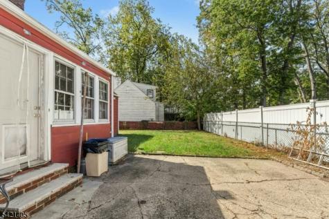 574 Sherman Avenue Roselle NJ 07203
