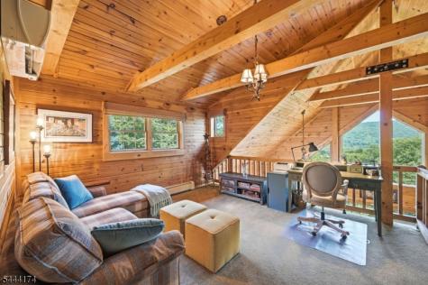 8 Mckinley Greenwood Lake NJ 10925