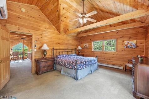8 Mckinley Greenwood Lake NJ 10925