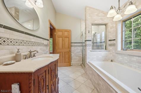 8 Mckinley Greenwood Lake NJ 10925