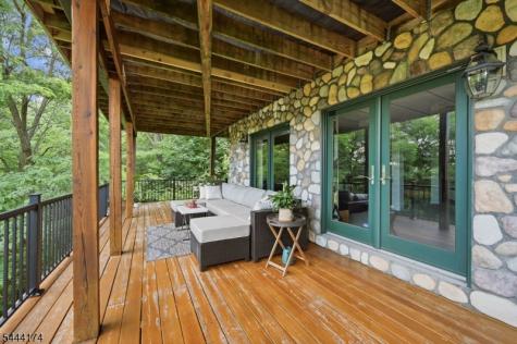 8 Mckinley Greenwood Lake NJ 10925