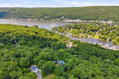 8 Mckinley Greenwood Lake NJ 10925