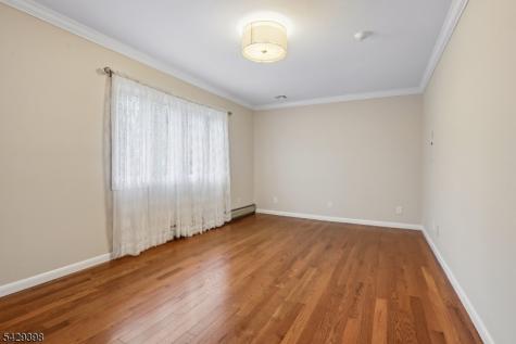 536 Illingworth Avenue Englewood NJ 07631