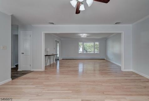 14 Lauren Court Byram NJ 07874