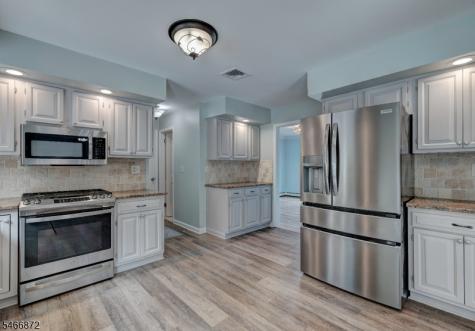 14 Lauren Court Byram NJ 07874