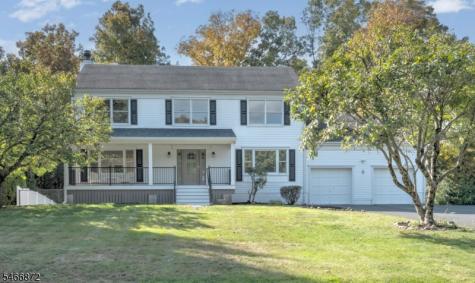 14 Lauren Court Byram NJ 07874