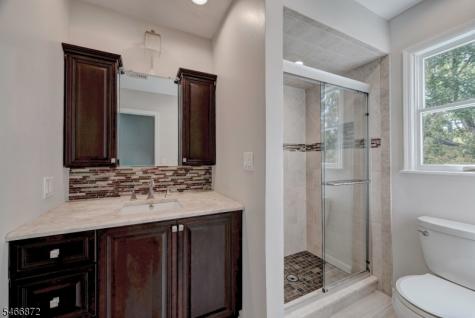 14 Lauren Court Byram NJ 07874